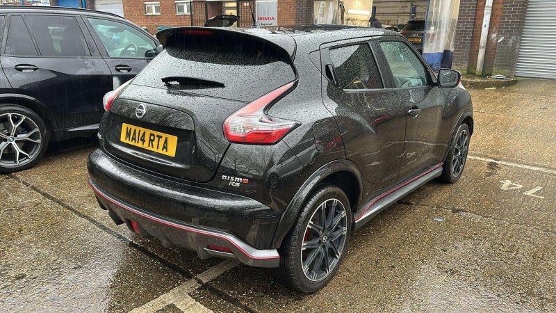 NISSAN JUKE