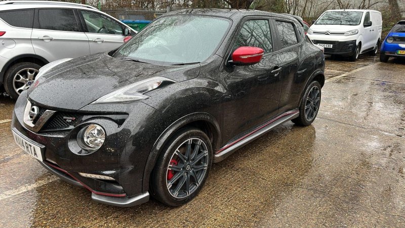 NISSAN JUKE