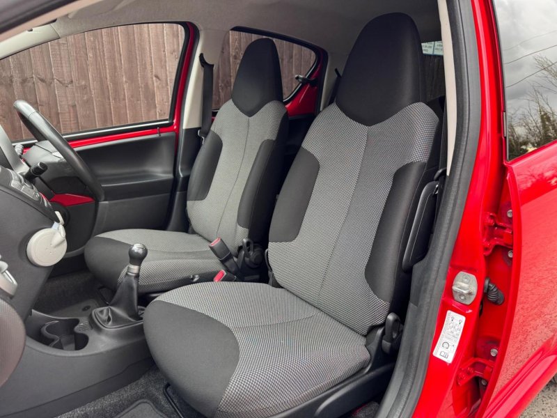 TOYOTA AYGO
