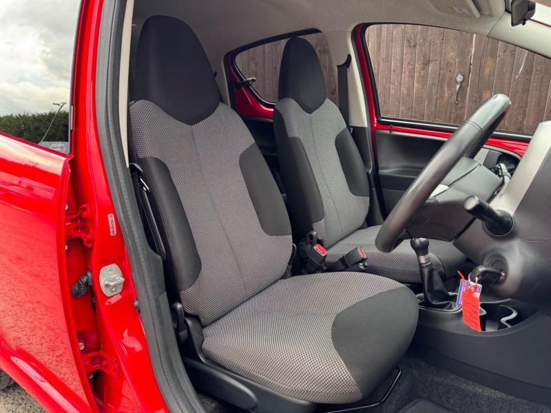 TOYOTA AYGO