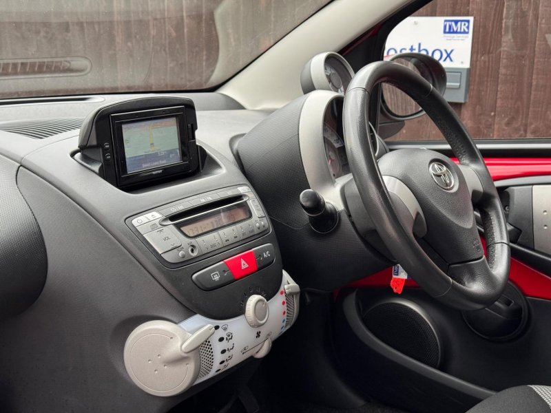 TOYOTA AYGO