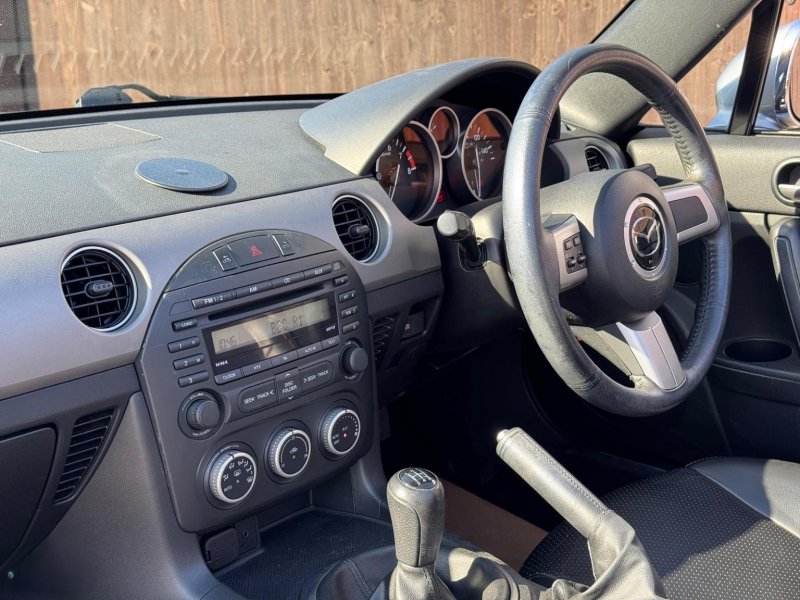 MAZDA MX-5