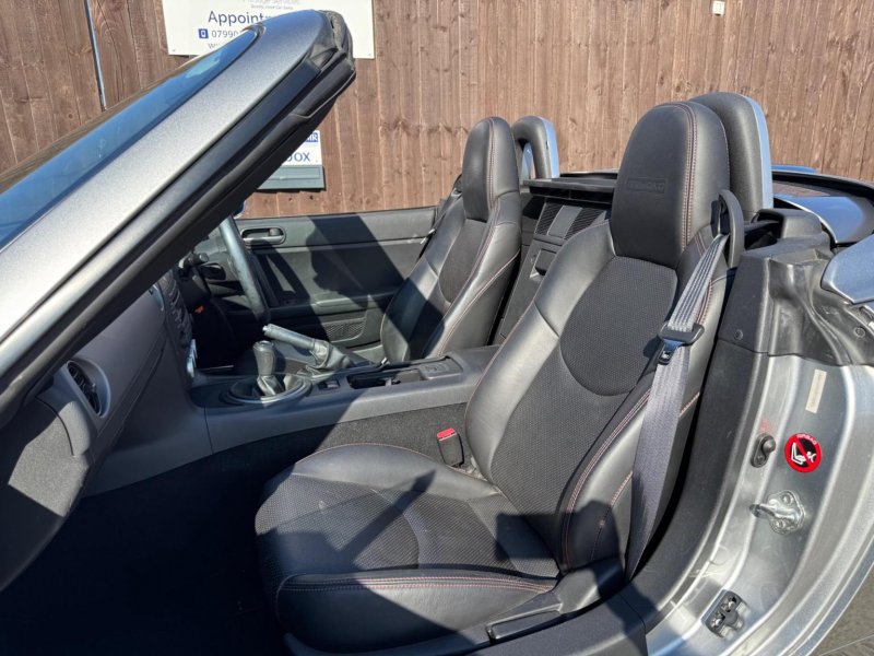 MAZDA MX-5