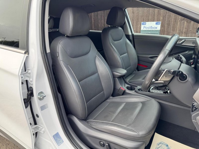 HYUNDAI IONIQ