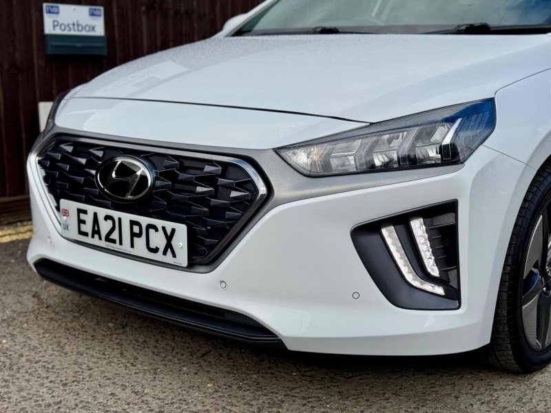 HYUNDAI IONIQ