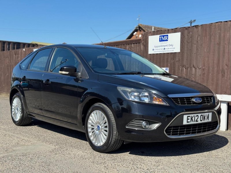 FORD FOCUS 1.6 Titanium 5dr