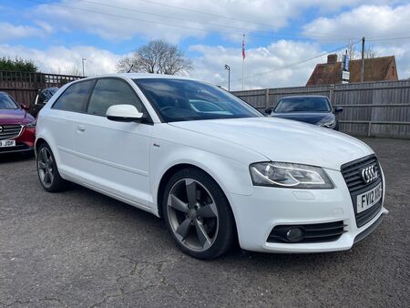 AUDI A3 2.0 TDI Black Edition Euro 5 (s/s) 3dr